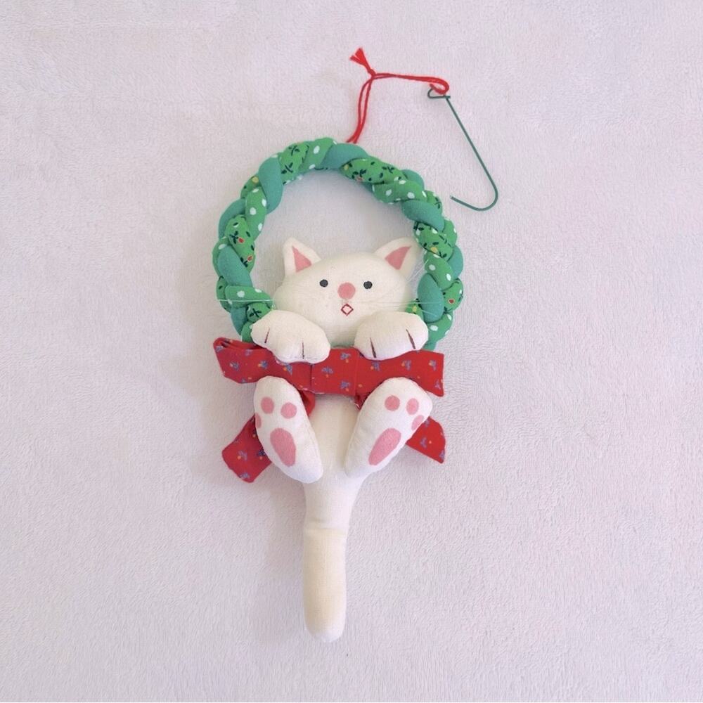 Vtg Handmade Kitten Cat Cloth Wreath Ornament Christmas Decoration